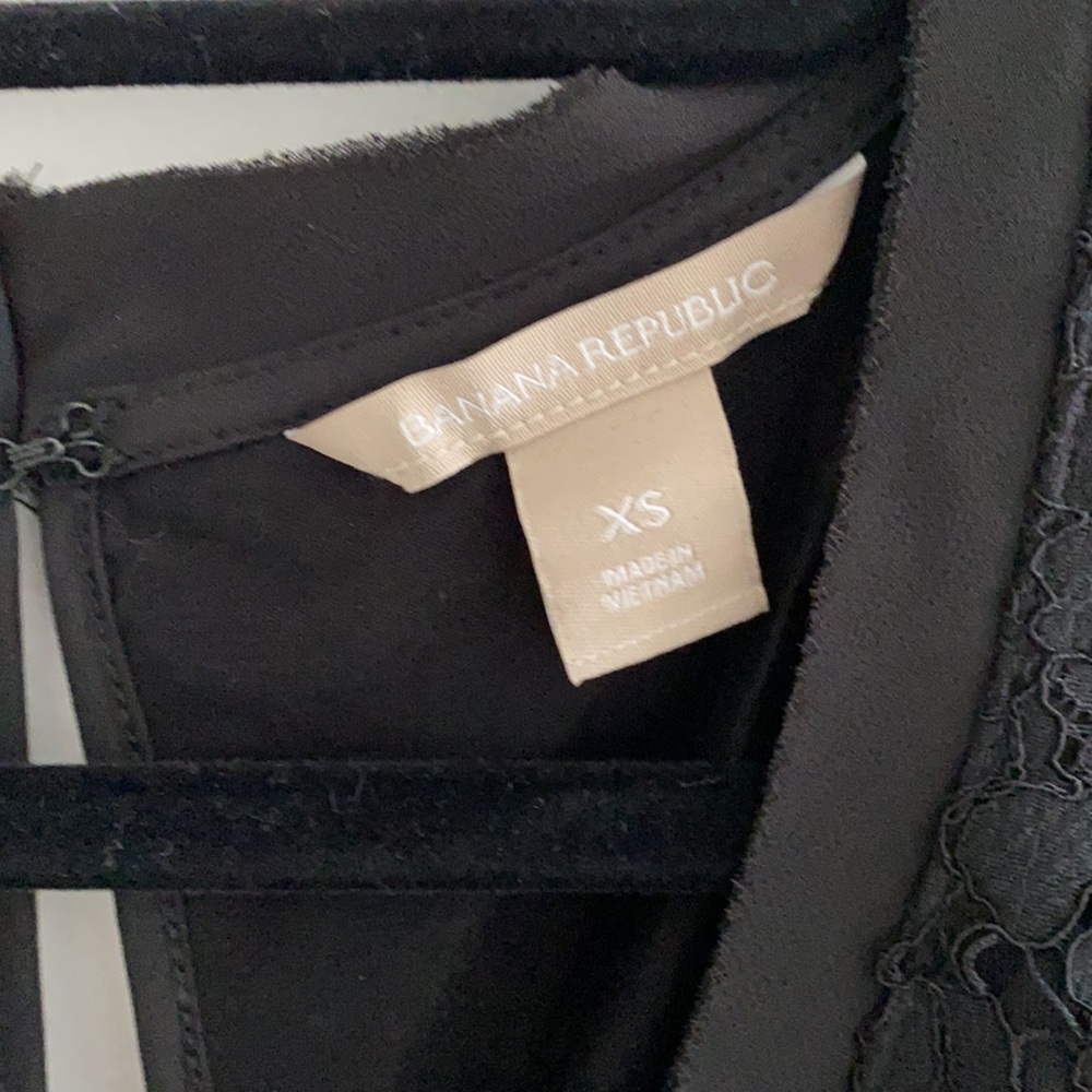 Banana Republic lace top - Picture 5 of 5